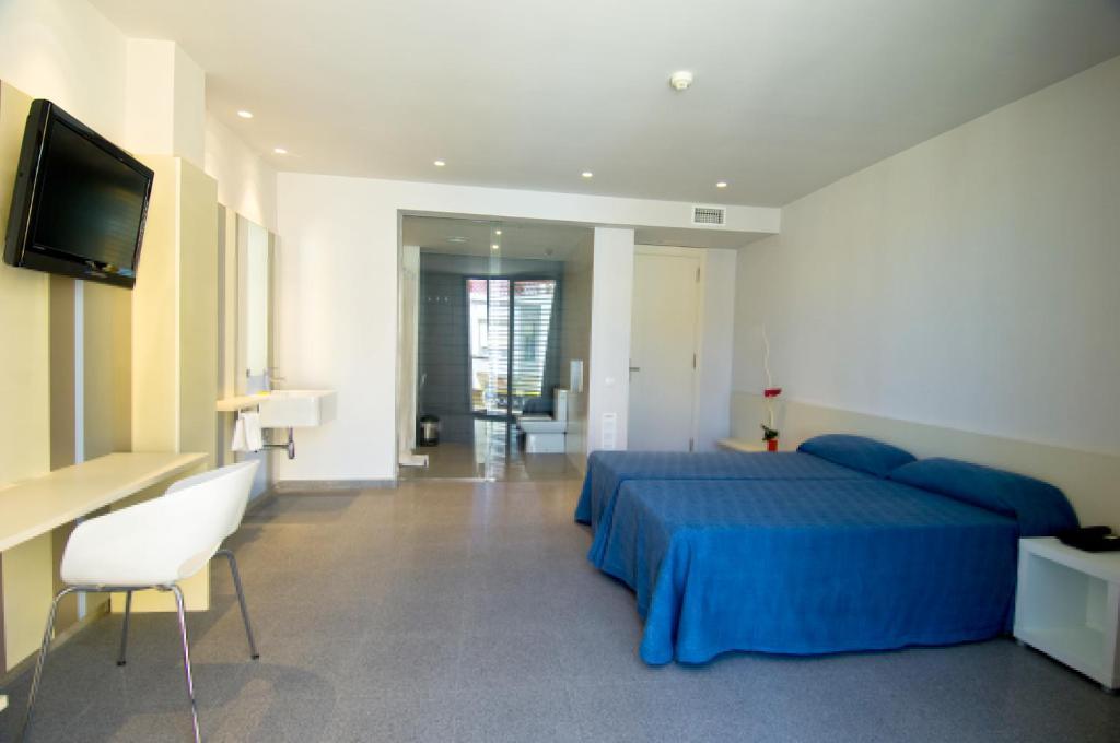 Hostal La Creu モーラ・デブレ 部屋 写真